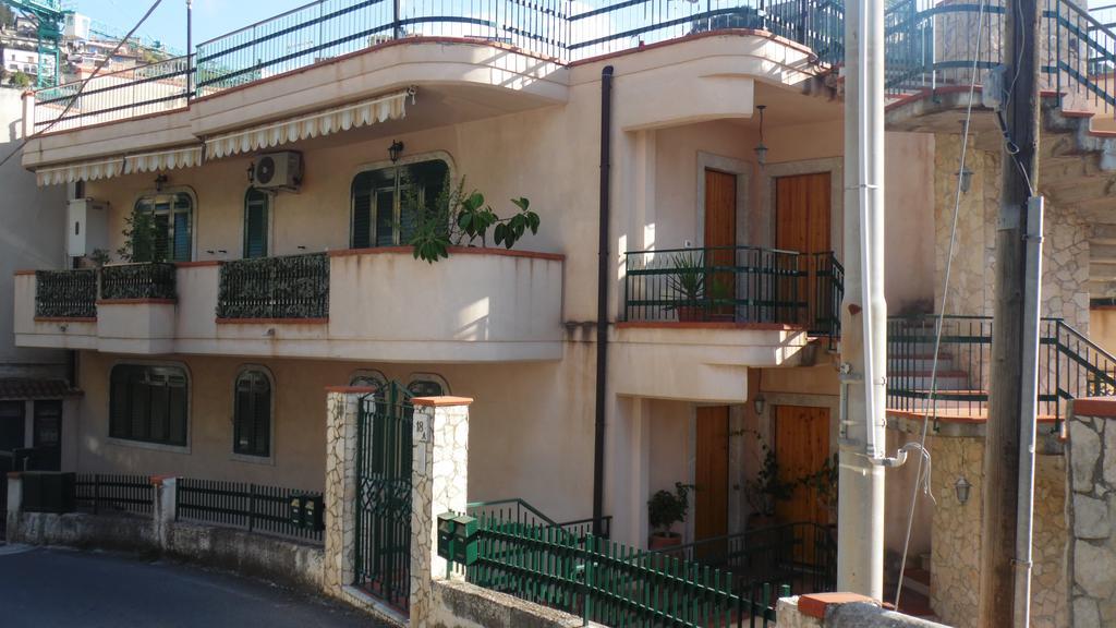 La Casa Di Marilena Leilighet Taormina Eksteriør bilde